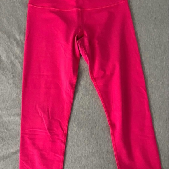 Lululemon bundle size 6 - Picture 2 of 4